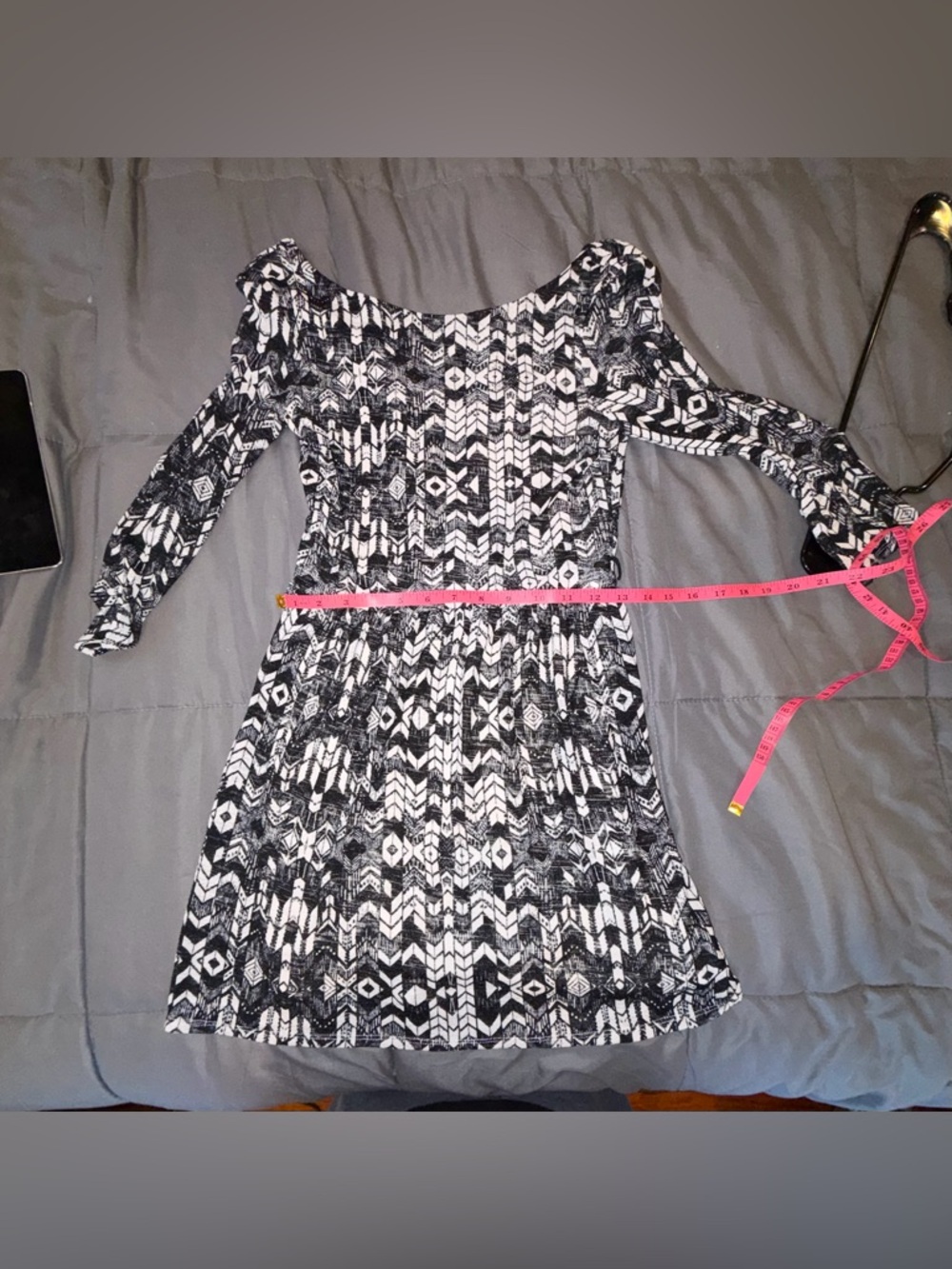 Lily Rose Black & White Geometric Print Skater Dress XS Long Sleeve - Picture 6 of 7